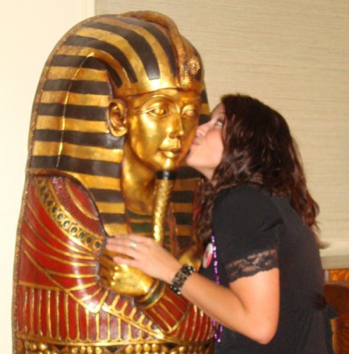 Anyone who knows me will attest to the fact that I love Egypt, ancient Egypt 